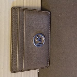 Nwot. Michael kors credit card holder.